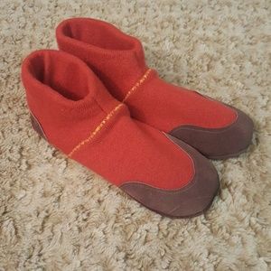 Kids casmere and leather house slippers